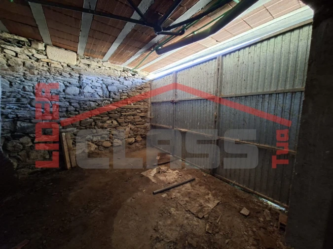 Moradia T2 para Venda em Silva e Águas Vivas Foto 14