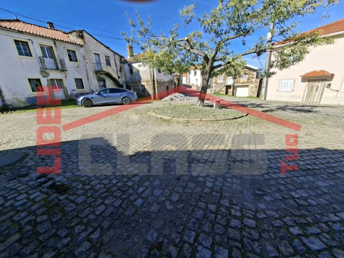 Moradia T2 para Venda em Silva e Águas Vivas Foto 19