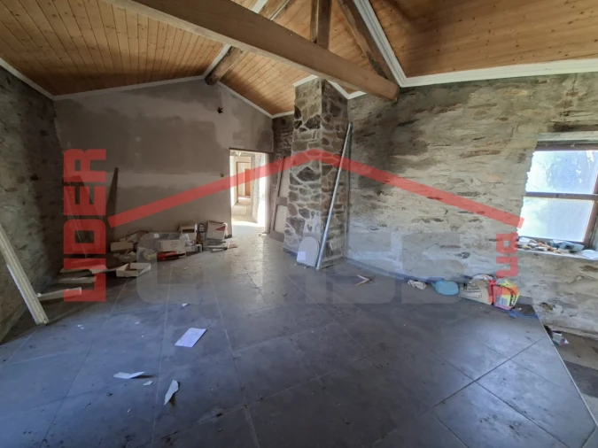 Moradia T2 para Venda em Silva e Águas Vivas Foto 27