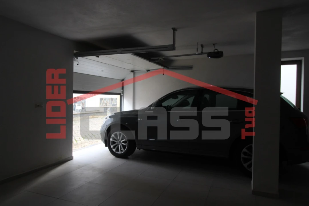 Moradia T3 para Venda em Lombo Foto 26