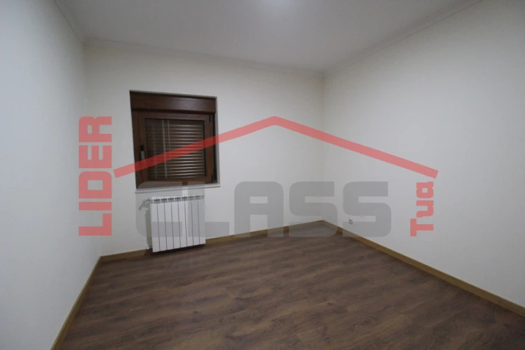 Moradia T3 para Venda em Lombo Foto 18