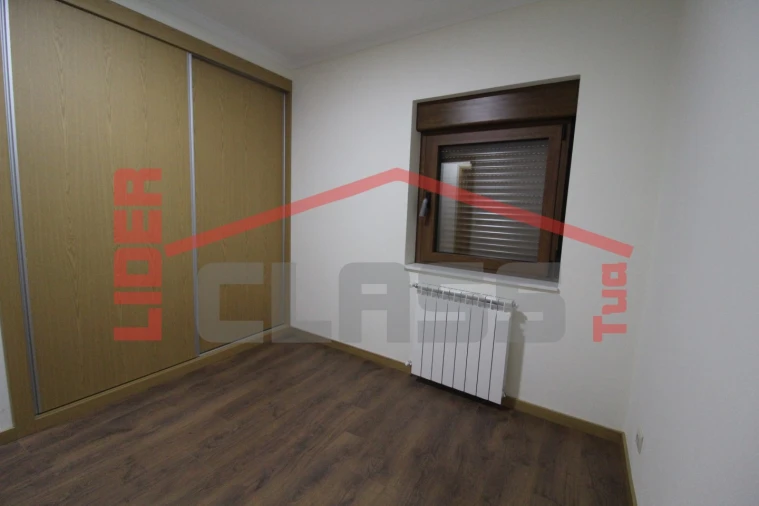 Moradia T3 para Venda em Lombo Foto 23