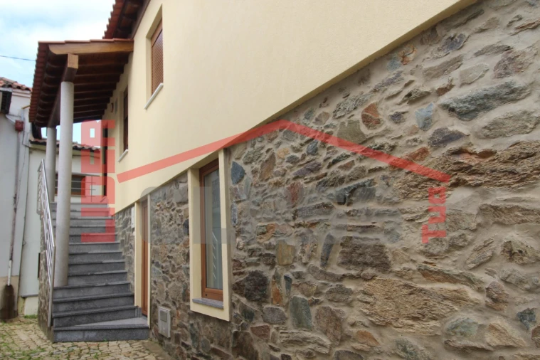 Moradia T3 para Venda em Lombo Foto 34