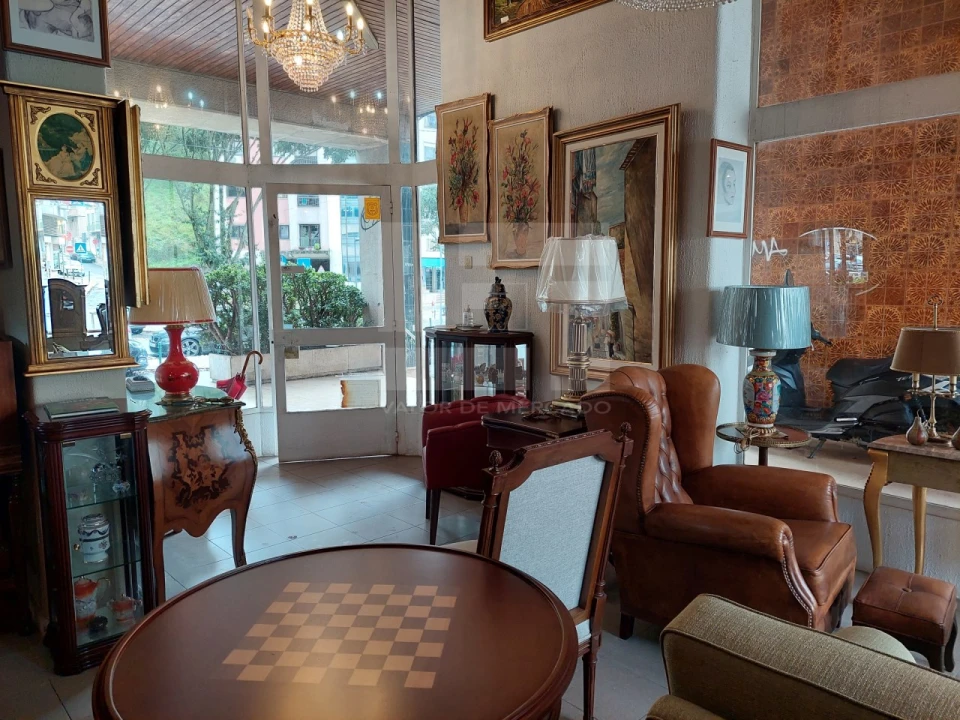 Loja para Arrendamento em Algés, Linda-A-Velha e Cruz Quebrada-Dafundo Foto 7