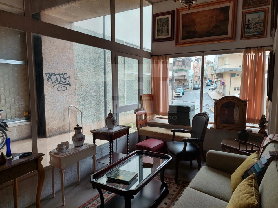 Loja para Arrendamento em Algés, Linda-A-Velha e Cruz Quebrada-Dafundo Foto 9