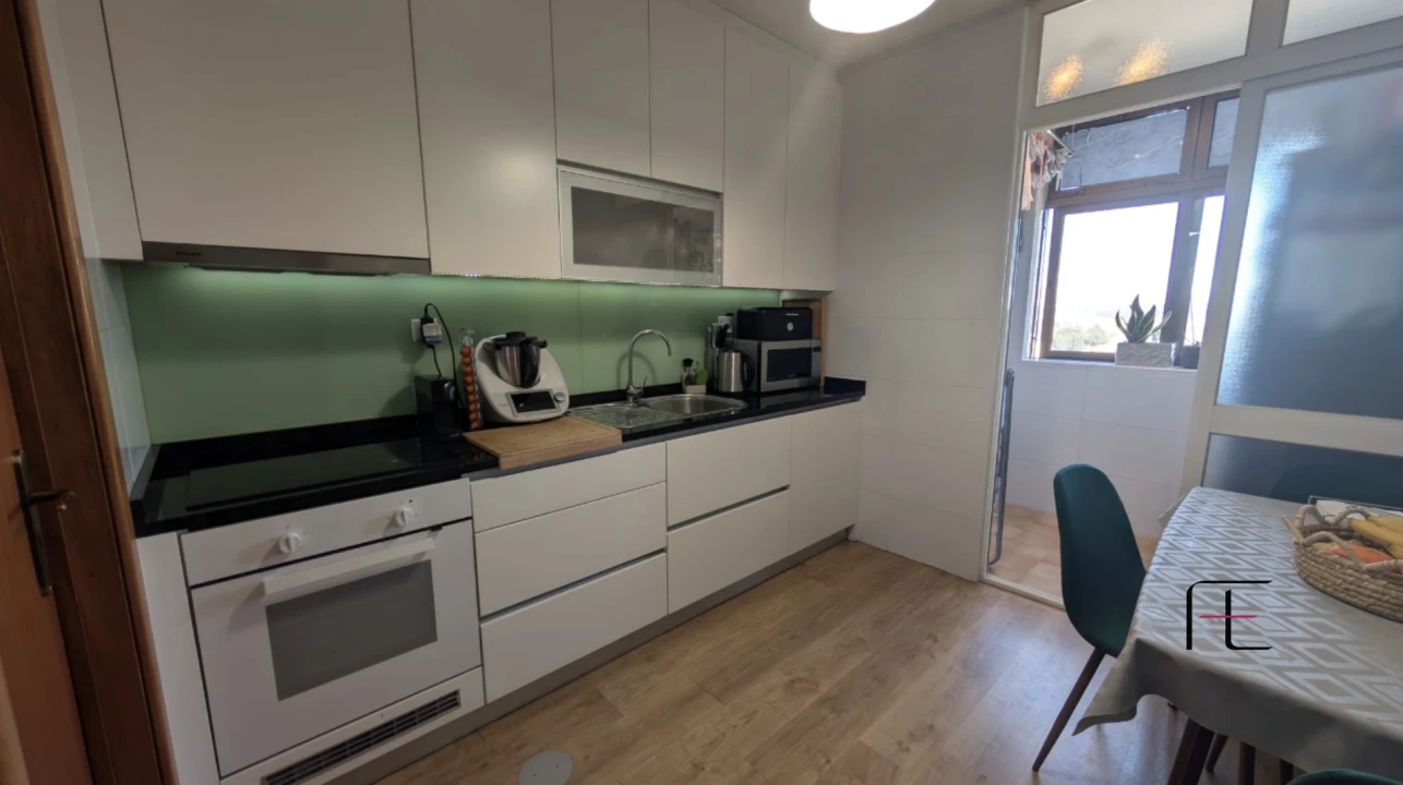 Apartamento T3 para Venda em Cidade da Maia Foto 6