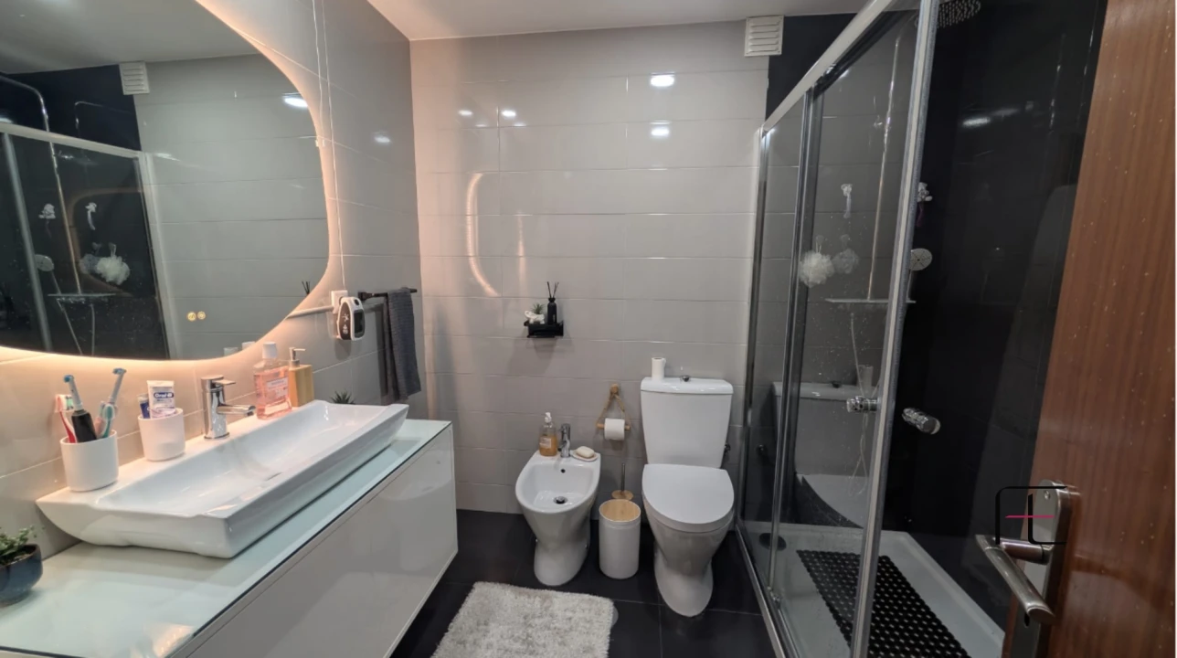 Apartamento T3 para Venda em Cidade da Maia Foto 14