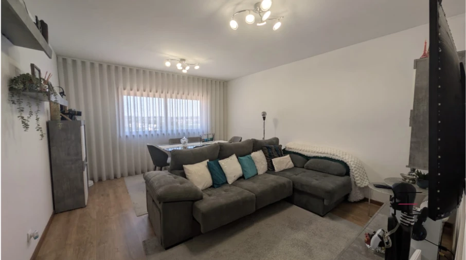 Apartamento T3 para Venda em Cidade da Maia Foto 2