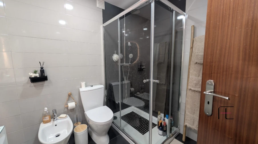 Apartamento T3 para Venda em Cidade da Maia Foto 15