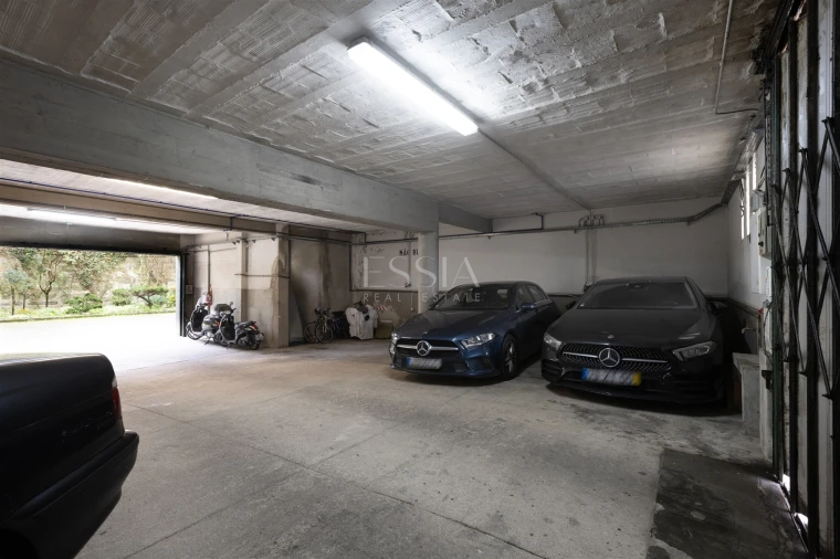 Garagem para Venda em Aldoar, Foz do Douro e Nevogilde Foto 2