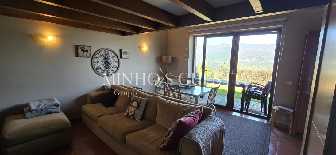 Moradia T2 para Venda em Caniçada e Soengas Foto 17