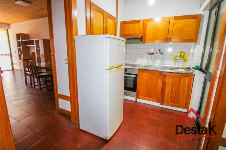 Apartamento T1 para Arrendamento em São Pedro do Sul, Várzea e Baiões Foto 7