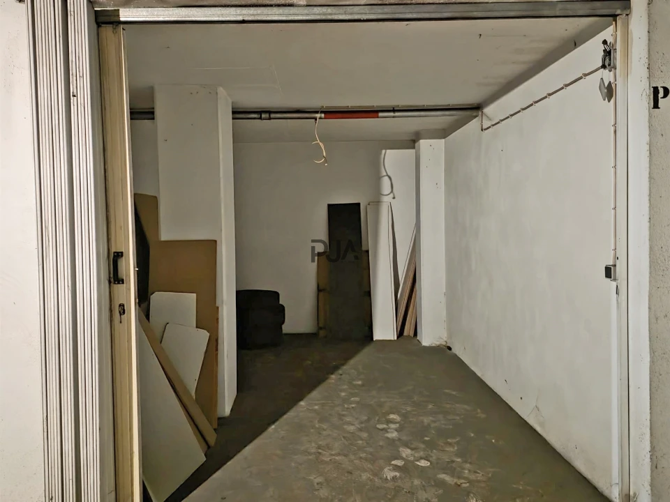 Garagem para Arrendamento em Viseu Foto 1