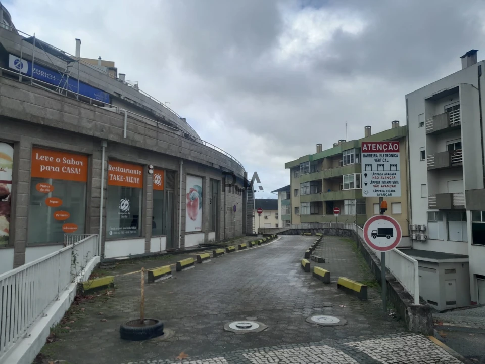 Garagem para Arrendamento em Viseu Foto 4
