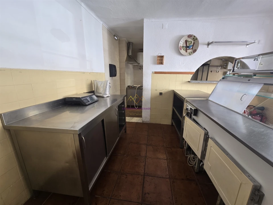 Loja para Arrendamento em Alto do Seixalinho, Santo André e Verderena Foto 21