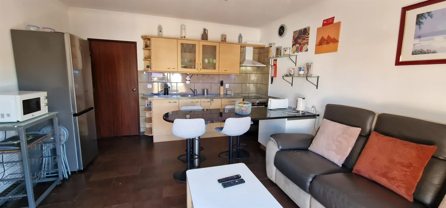 Apartamento T2 para Venda em Albufeira e Olhos de Água Foto 4
