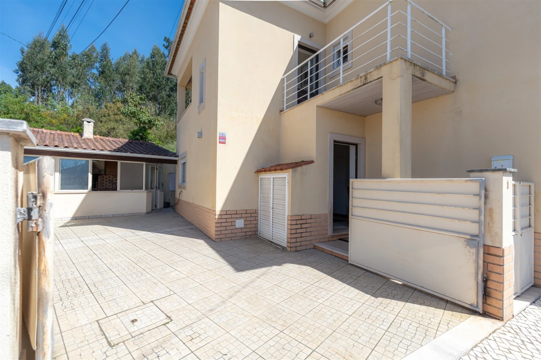 Moradia T4 para Venda em Condeixa-A-Velha e Condeixa-A-Nova Foto 36