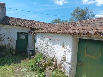 Moradia T2 para Venda em São Salvador da Aramenha