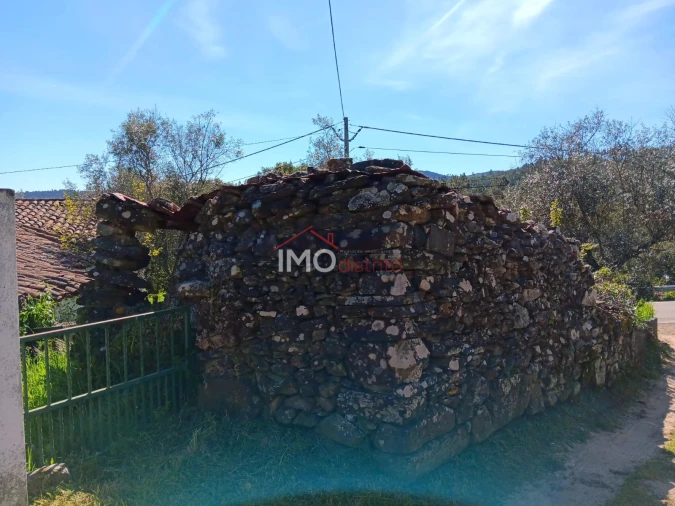 Moradia T2 para Venda em São Salvador da Aramenha Foto 5