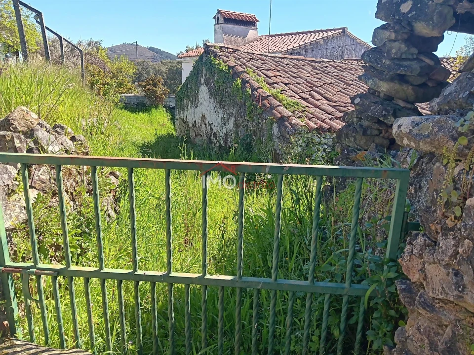 Moradia T2 para Venda em São Salvador da Aramenha Foto 16