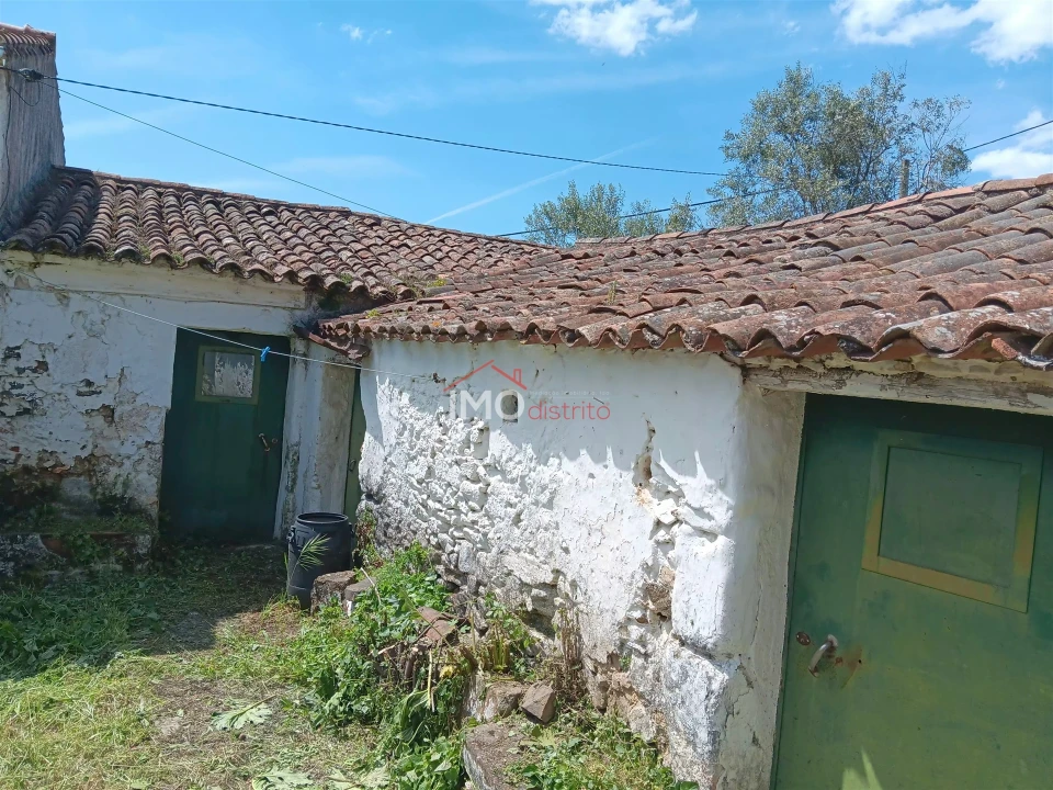 Moradia T2 para Venda em São Salvador da Aramenha Foto 1