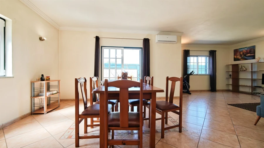 Moradia T3 para Venda em Guia Foto 5