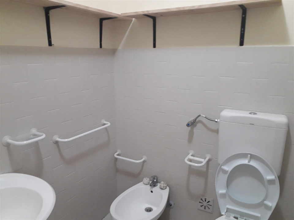 Moradia T1 para Arrendamento em Almodôvar e Graça dos Padrões Foto 14