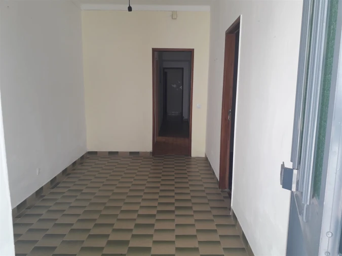 Moradia T1 para Arrendamento em Almodôvar e Graça dos Padrões Foto 2