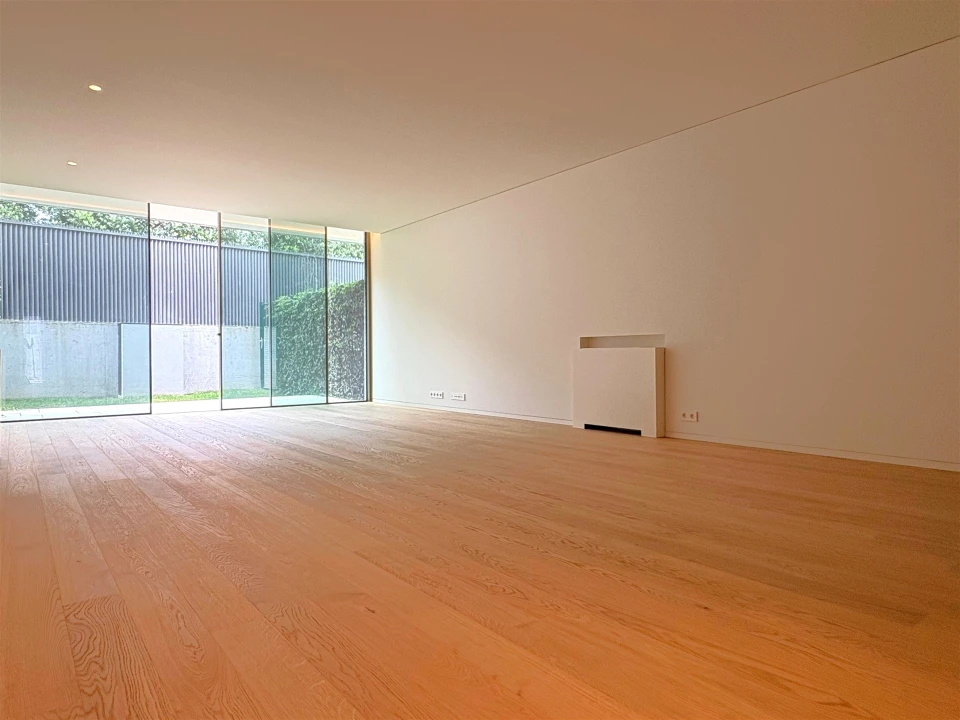 Moradia T3 para Arrendamento em Aldoar, Foz do Douro e Nevogilde Foto 7