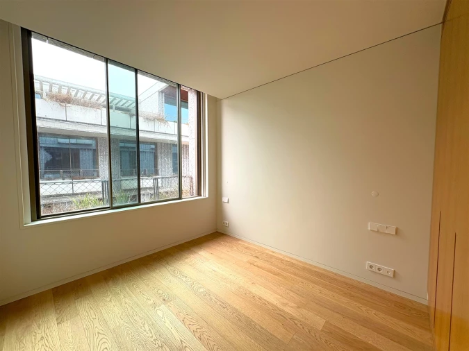 Moradia T3 para Arrendamento em Aldoar, Foz do Douro e Nevogilde Foto 36