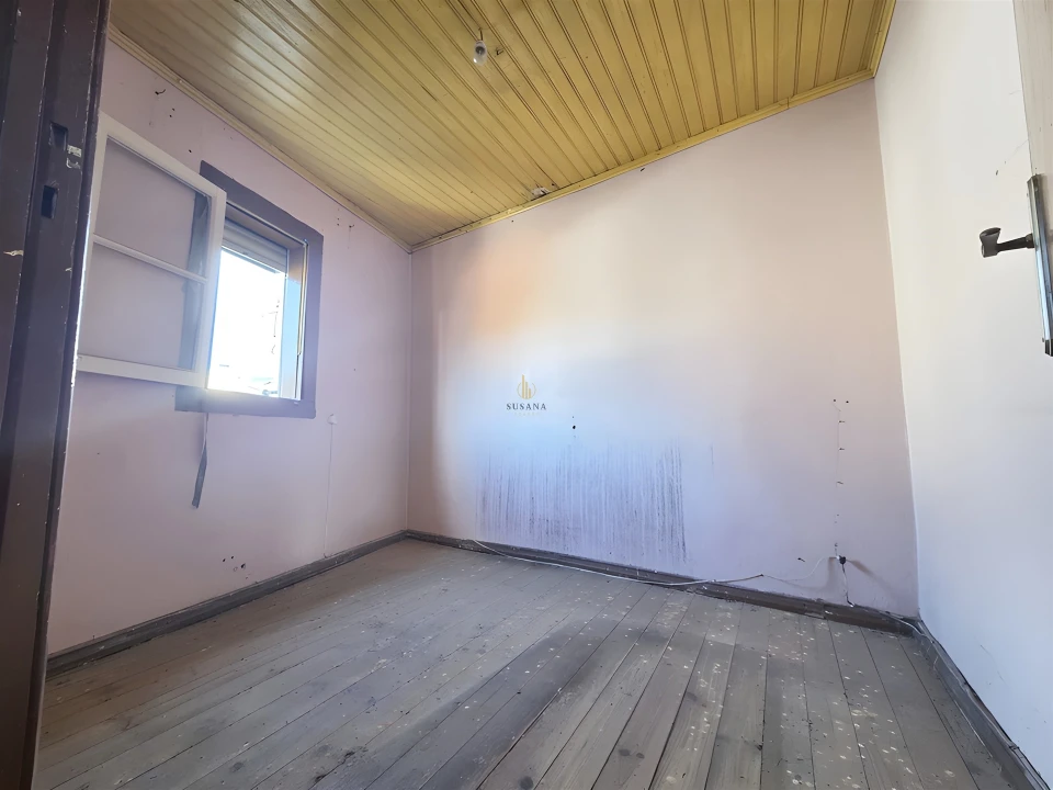 Moradia T2 para Venda em Sande Foto 12