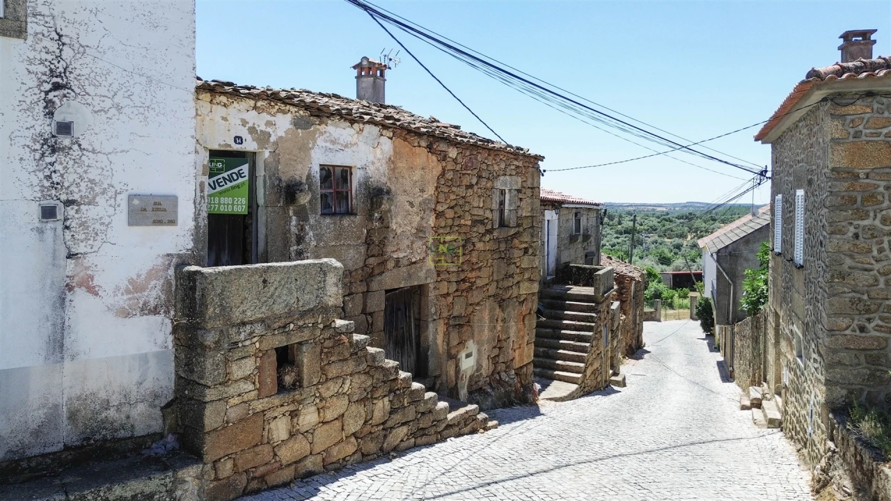 Moradia T1 para Venda em Pedrógão de São Pedro e Bemposta Foto 1