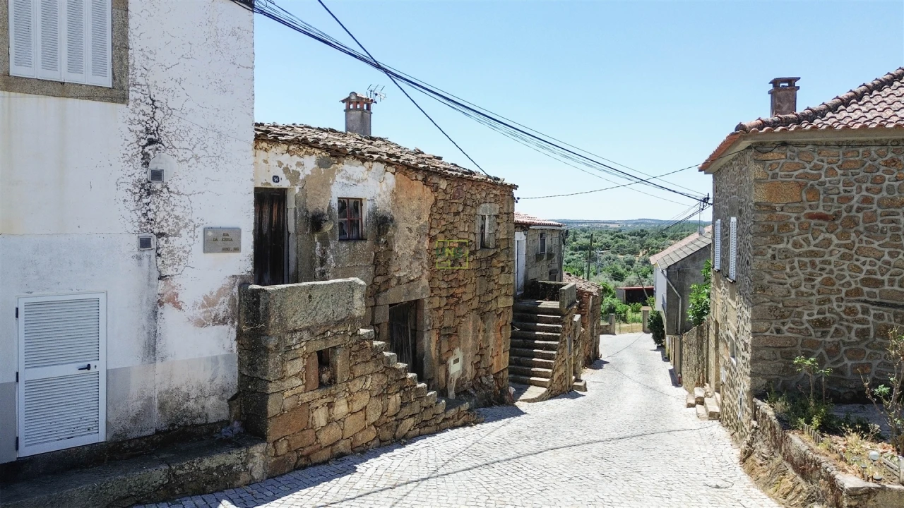 Moradia T1 para Venda em Pedrógão de São Pedro e Bemposta Foto 11