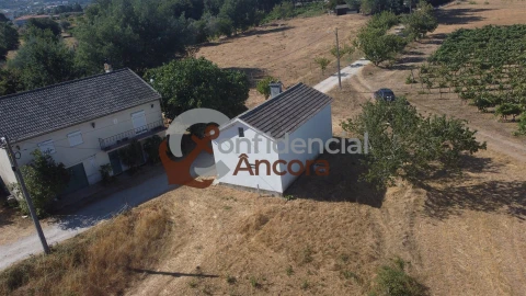 Moradia T2 para Venda em Nespereira