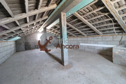 Moradia T2 para Venda em Nespereira