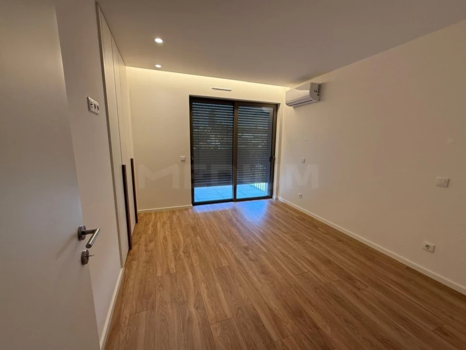 Apartamento T2 para Venda em Vila Nova de Famalicão e Calendário Foto 10