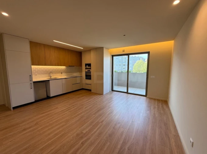 Apartamento T2 para Venda em Vila Nova de Famalicão e Calendário Foto 2