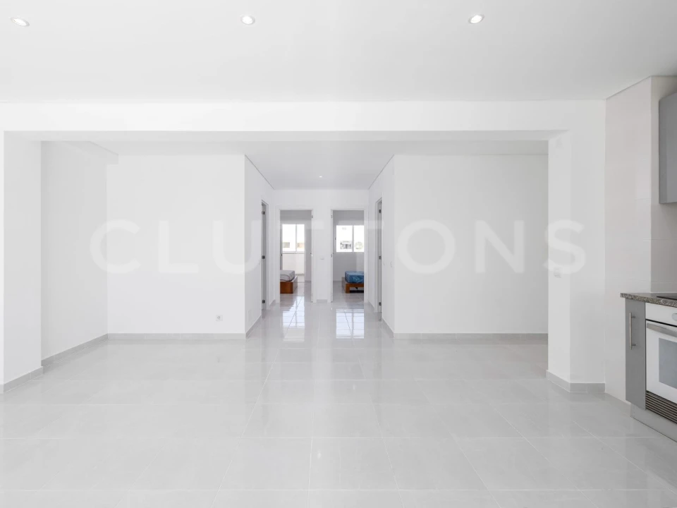 Apartamento T2 para Venda em Quarteira Foto 13