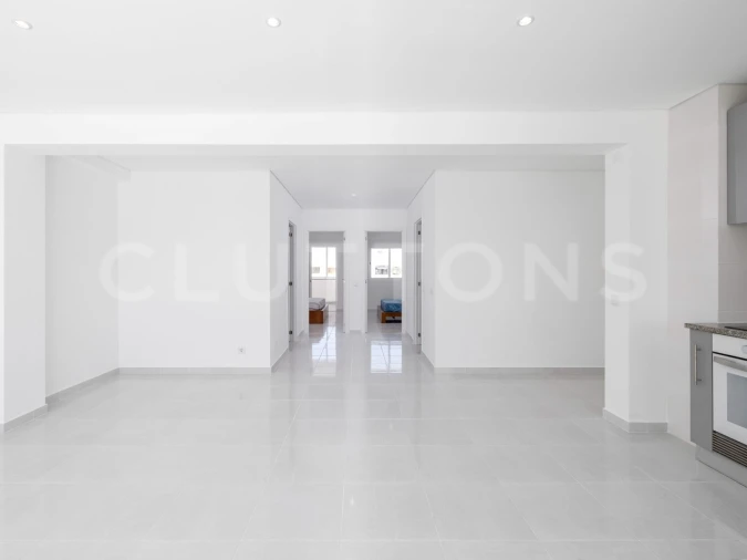 Apartamento T2 para Venda em Quarteira Foto 13