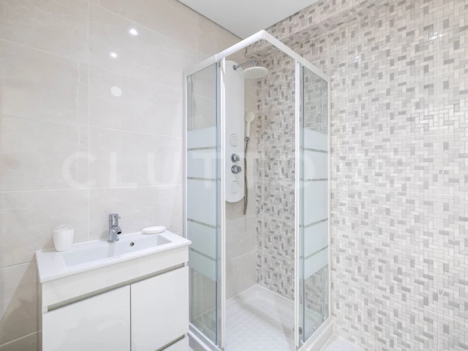 Apartamento T2 para Venda em Quarteira Foto 14