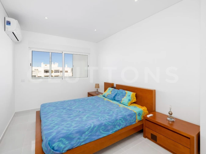 Apartamento T2 para Venda em Quarteira Foto 17
