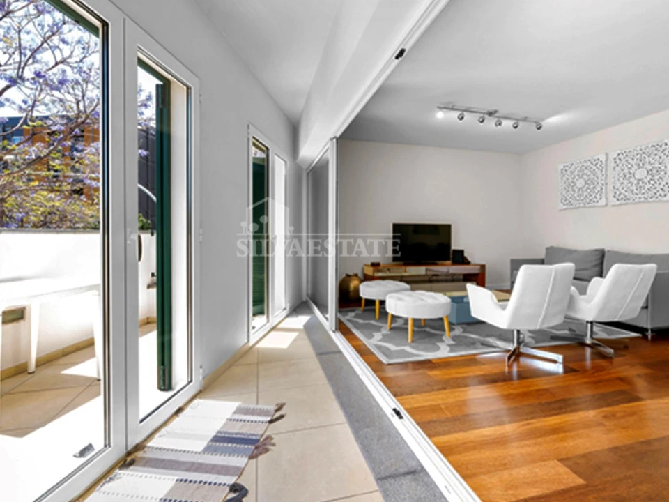 Apartamento T2 para Arrendamento em Funchal (Se) Foto 8