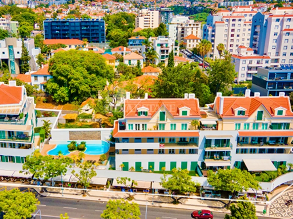 Apartamento T2 para Arrendamento em Funchal (Se) Foto 18