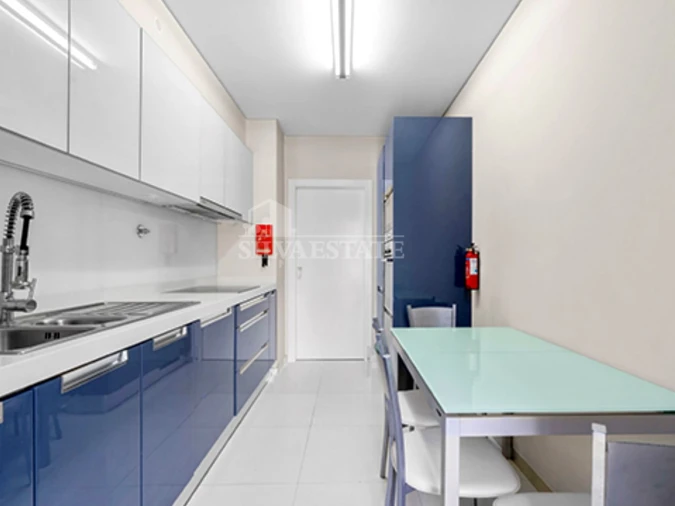 Apartamento T2 para Arrendamento em Funchal (Se) Foto 11