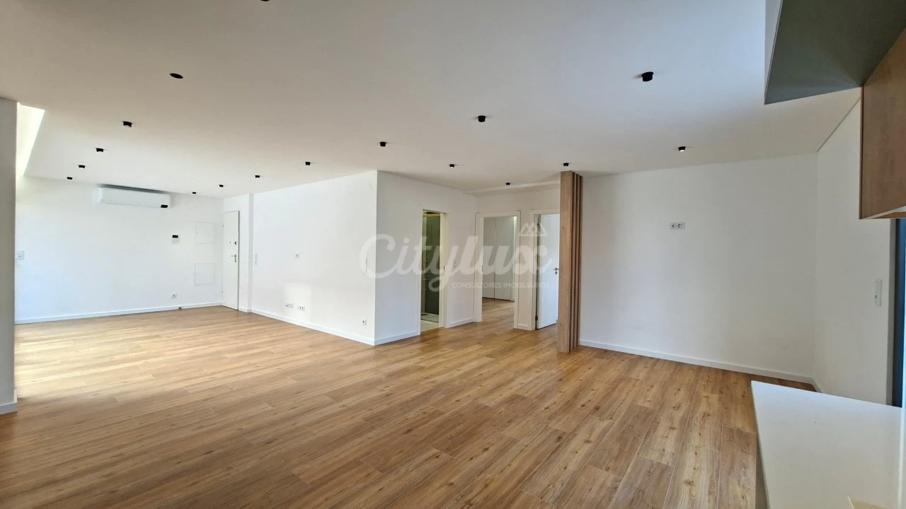 Apartamento T2 para Venda em Alcabideche Foto 3