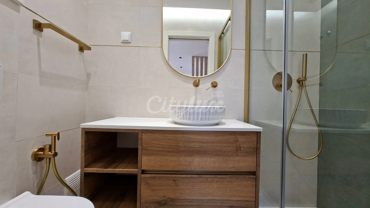 Apartamento T2 para Venda em Alcabideche Foto 6