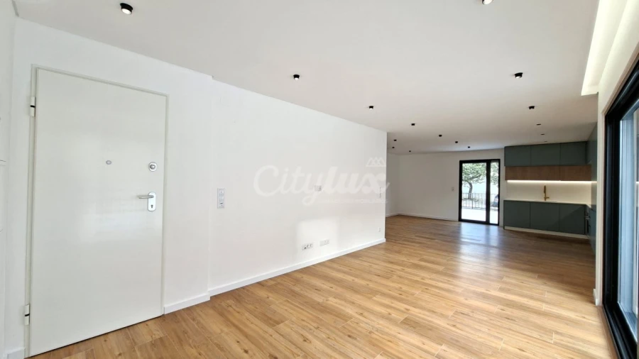 Apartamento T2 para Venda em Alcabideche Foto 4