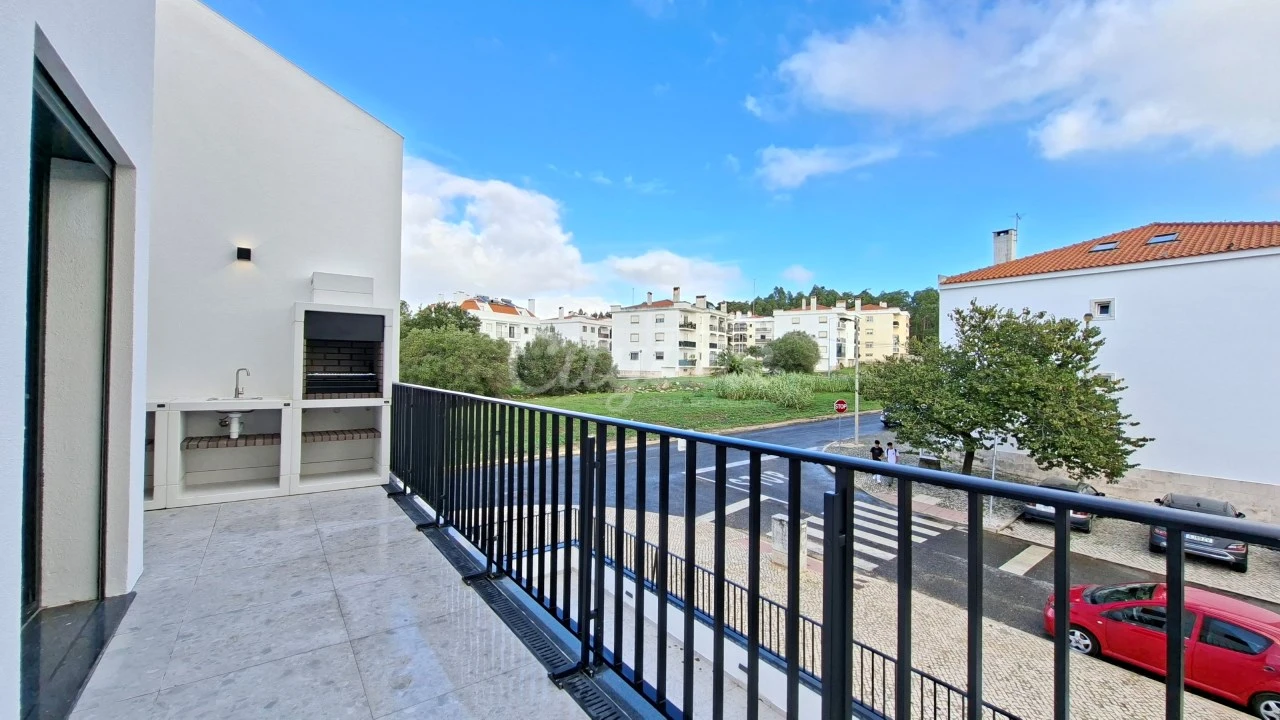 Apartamento T3 para Venda em Alcabideche Foto 11