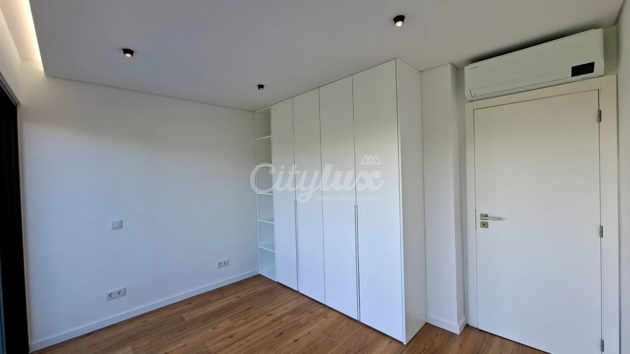 Apartamento T3 para Venda em Alcabideche Foto 22