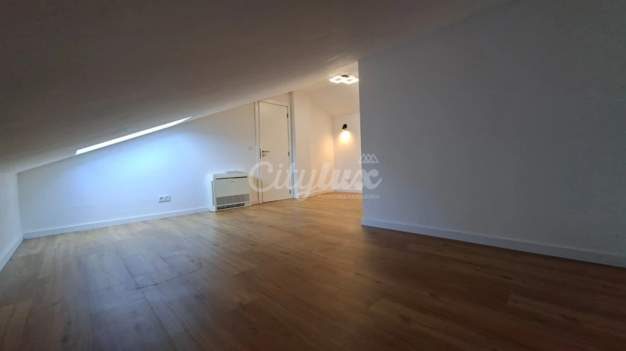 Apartamento T3 para Venda em Alcabideche Foto 31